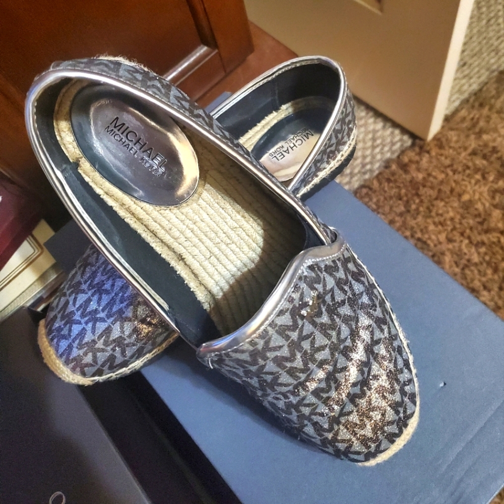 Women Shoes